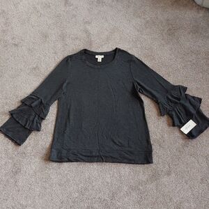 Brand New women's long sleeves top size M